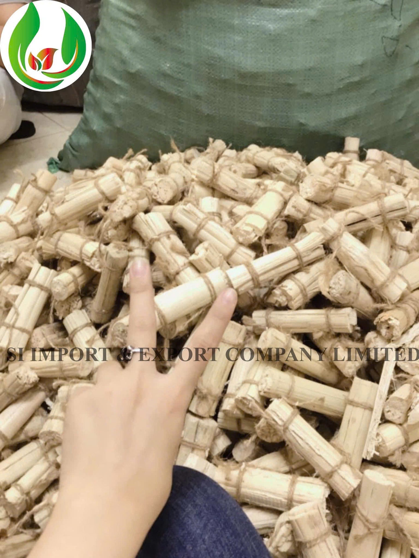 Dried Sugarcane Stick